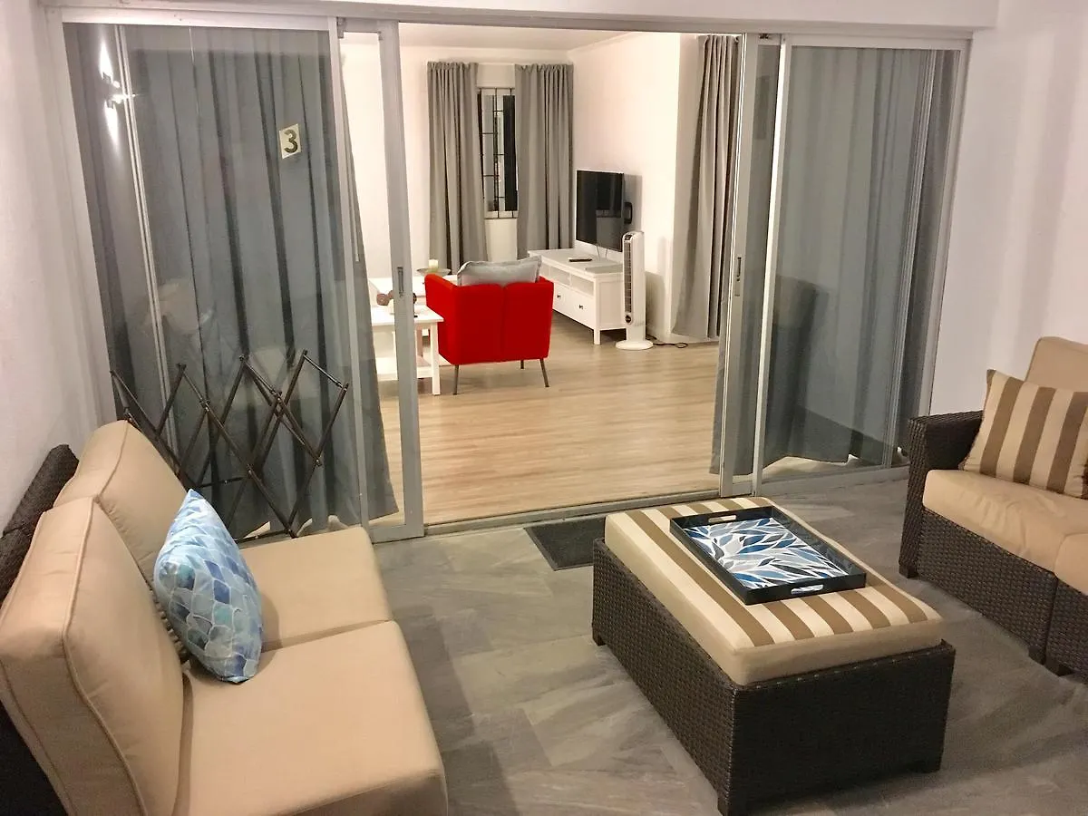 Dover Woods Apartments 基督教堂市